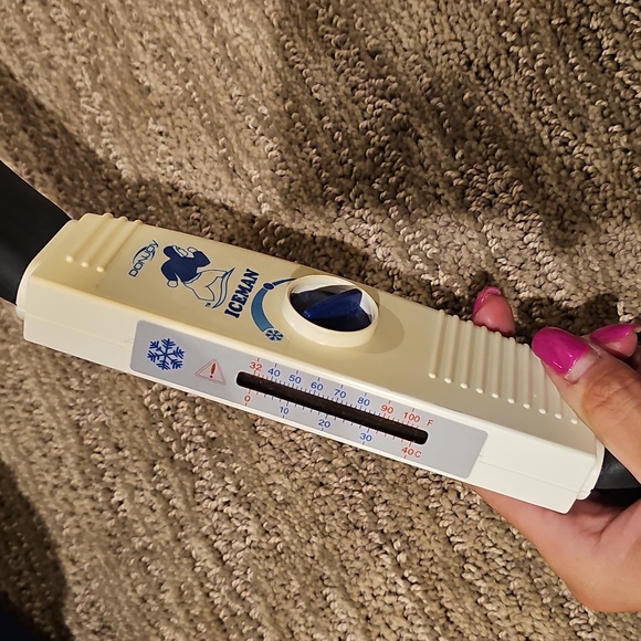 DonJoy Blue and White Cold Therapy Unit - Picture 6 of 8